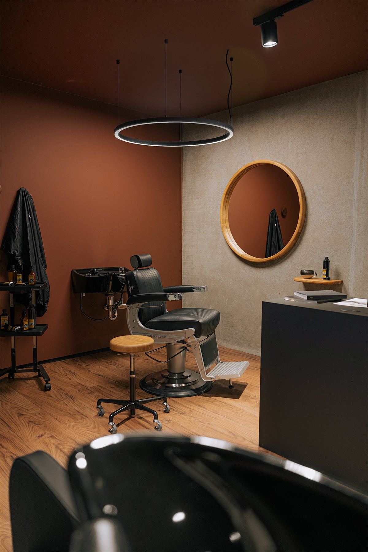 Sun Circle LED - Black round hairdresser light - ø100cm